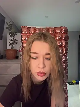 AngellnSilk online show from November 2025 09:21:01 AM