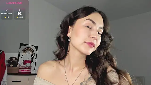 LionKierra online show from November 2025 04:03:02 AM