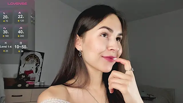 LionKierra online show from November 2025 04:04:01 AM