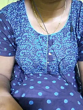 Snapshot of tamil_kanaka chatting on May 2026 03:34:01 AM tamil kanaka online show from May 2026 03:34:01 AM