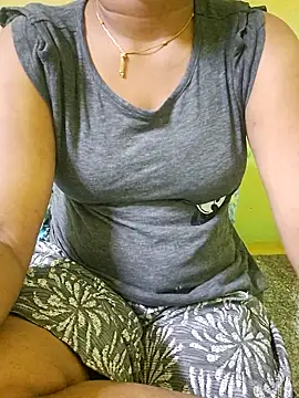 Snapshot of tamil_kanaka chatting on June 2026 03:45:01 PM tamil kanaka online show from June 2026 03:45:01 PM