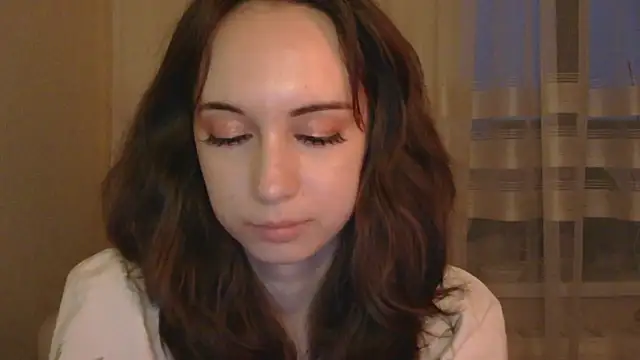 VeraLush online show from November 2025 12:37:02 PM