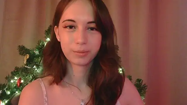 VeraLush online show from December 2025 12:33:02 PM