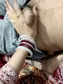 HOT-CPL-11 online show from October 2025 05:47:03 PM