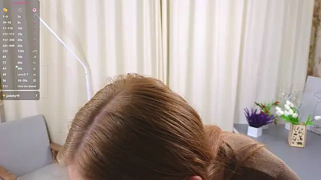 VernellArey online show from October 2025 04:35:02 PM