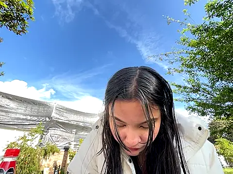  kita online show from November 2025 12:45:02 PM