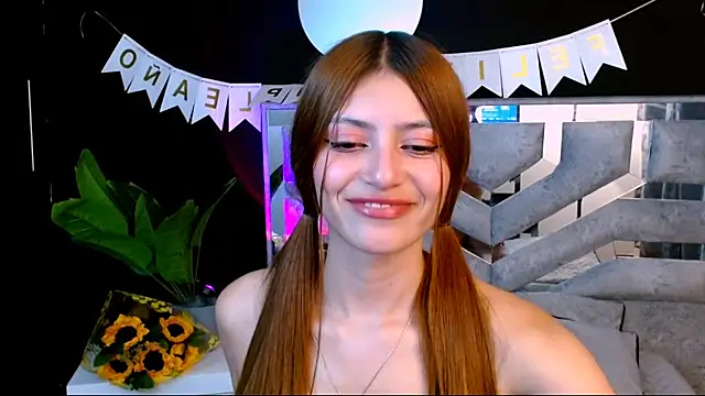 viky evanss online show from October 2025 07:48:02 PM