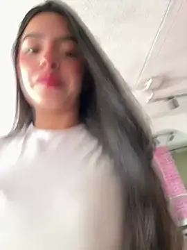 LunaMoore Pink online show from March 2026 12:53:02 PM