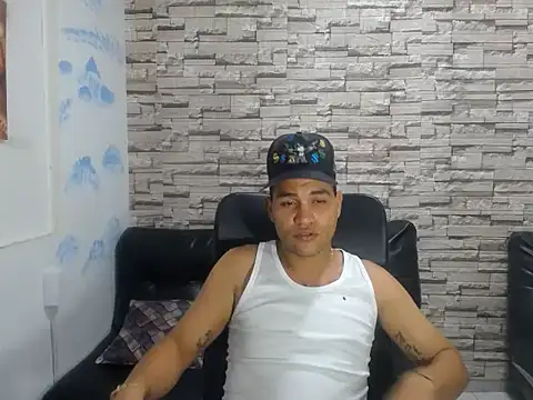 Snapshot of rom_weasley chatting on October 2025 01:54:01 PM rom weasley online show from October 2025 01:54:01 PM