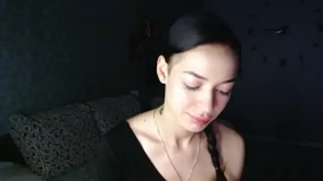 Daphne Darkthorn online show from November 2025 04:14:02 AM