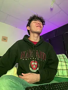 Snapshot of Im_Camii chatting on February 2026 05:44:02 PM Im Camii online show from February 2026 05:44:02 PM