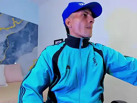 latin crissex online show from October 2025 12:16:01 PM