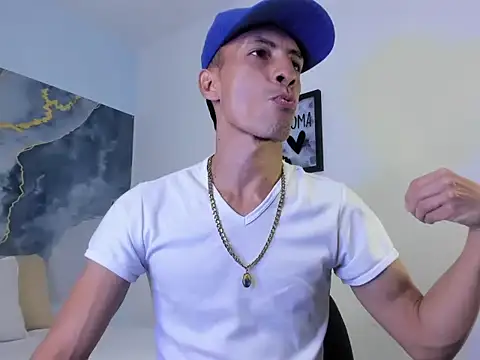 latin crissex online show from October 2025 11:58:01 AM