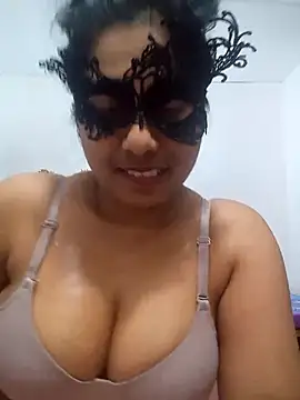 Snapshot of Expose_Queen chatting on July 2026 06:23:01 PM Expose Queen online show from July 2026 06:23:01 PM