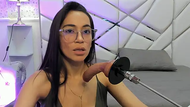 Snapshot of GabbiePrice chatting on May 2026 02:36:02 PM GabbiePrice online show from May 2026 02:36:02 PM