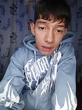 heyy noah11 online show from November 2025 01:49:01 AM