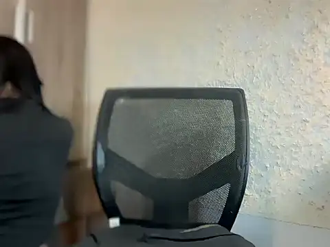 Snapshot of TinyTemptress chatting on March 2026 06:37:01 PM TinyTemptress online show from March 2026 06:37:01 PM