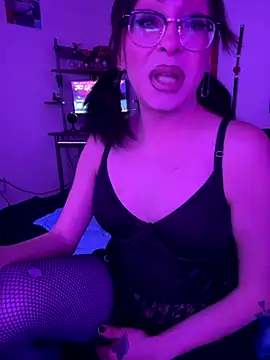 MiniMonroe online show from November 2025 10:18:02 AM