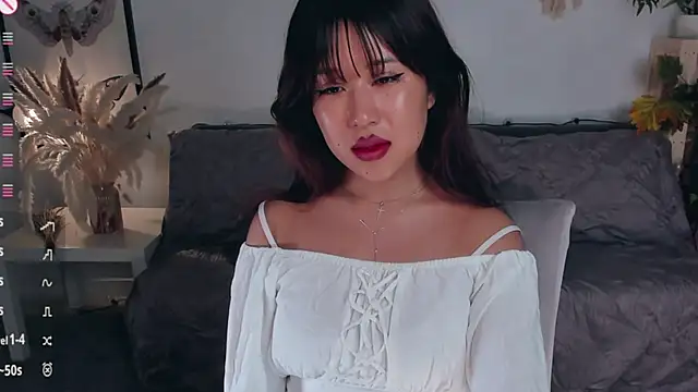 Erika Kim online show from July 2026 10:39:01 AM