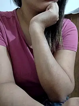 Tanha18 online show from November 2025 06:52:01 PM