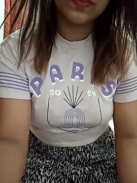 Tanha18 online show from April 2026 12:57:02 PM