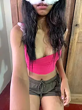 Shanudri77 online show from November 2025 02:55:02 AM