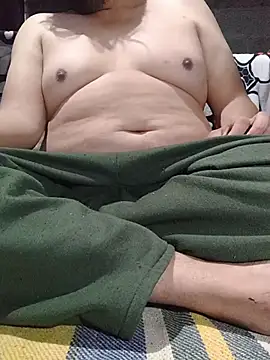 axel-spr online show from November 2025 04:45:01 AM