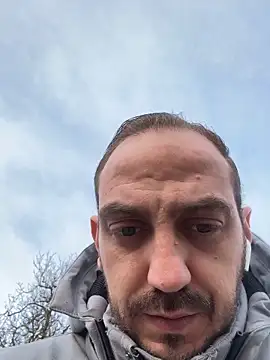 Snapshot of AlexGogo23 chatting on February 2026 02:42:02 PM AlexGogo23 online show from February 2026 02:42:02 PM