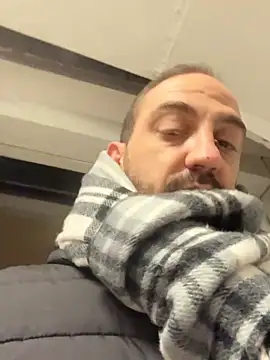 Snapshot of AlexGogo23 chatting on February 2026 04:53:01 AM AlexGogo23 online show from February 2026 04:53:01 AM