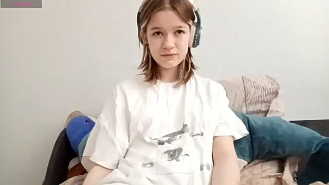 LorRebak online show from October 2025 12:47:01 PM