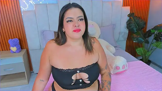 GenesisBlaze online show from November 2025 12:18:01 PM