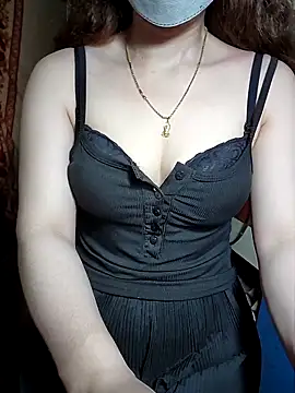 LeanaLy online show from October 2025 01:33:02 PM