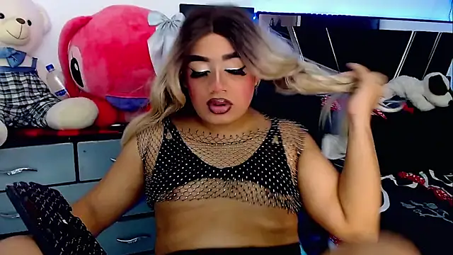 Snapshot of Sofiabigcock22 chatting on November 2025 12:40:02 PM Sofiabigcock22 online show from November 2025 12:40:02 PM