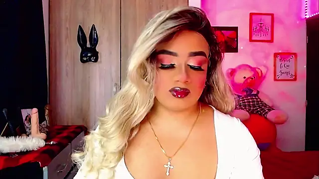 Snapshot of Sofiabigcock22 chatting on November 2025 11:32:02 AM Sofiabigcock22 online show from November 2025 11:32:02 AM