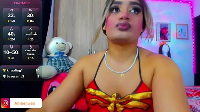 Snapshot of Sofiabigcock22 chatting on February 2026 02:15:01 PM Sofiabigcock22 online show from February 2026 02:15:01 PM