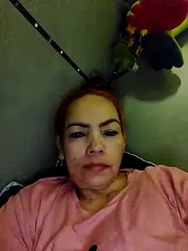 Snapshot of Sharlott_smith chatting on November 2025 11:07:02 PM Sharlott smith online show from November 2025 11:07:02 PM