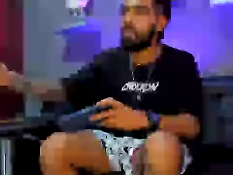 black kameron  online show from November 2025 09:25:02 PM