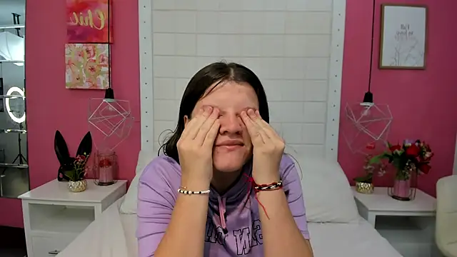 mia sweetie0 online show from December 2025 12:14:01 PM