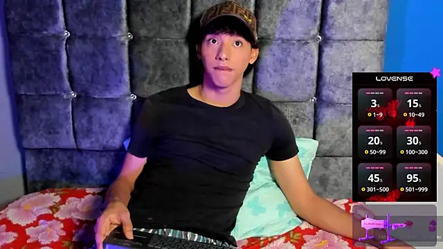 Snapshot of kalet-skinny chatting on October 2025 12:38:02 PM kalet-skinny online show from October 2025 12:38:02 PM