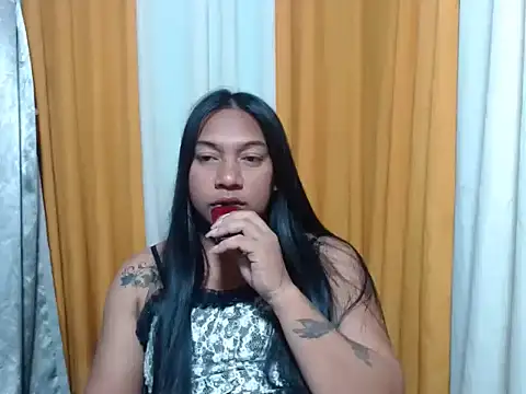 Snapshot of ellah_morenax chatting on July 2026 08:24:02 PM ellah morenax online show from July 2026 08:24:02 PM