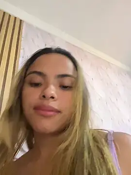 safadinhaquenteW online show from January 2026 04:56:01 PM