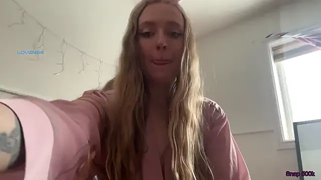 Snapshot of Pattyworld69 chatting on April 2026 06:05:01 PM Pattyworld69 online show from April 2026 06:05:01 PM
