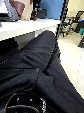 crawlerdrill online show from November 2025 12:39:02 PM