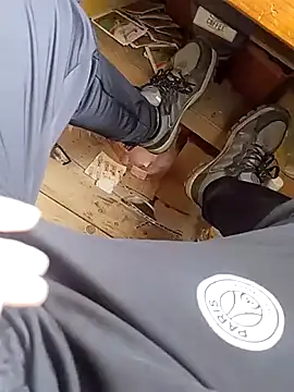 szabi1995 online show from October 2025 08:15:01 AM