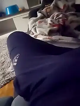 szabi1995 online show from November 2025 10:53:02 PM