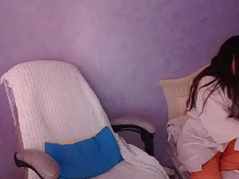 LuckyLisa23 online show from January 2026 05:38:02 PM