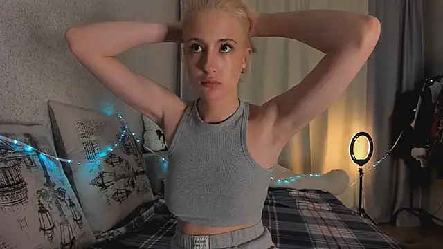 EdenVixen online show from November 2025 02:35:01 PM