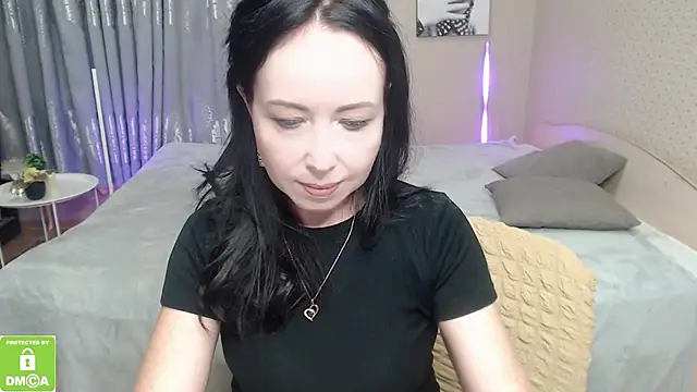 beautiful moon3 online show from October 2025 12:50:02 PM