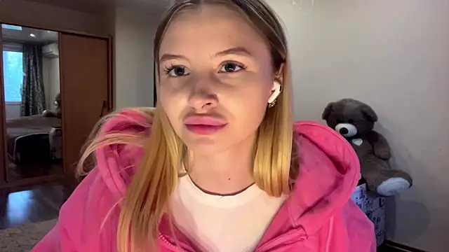 VictoriaMystery online show from October 2025 02:18:02 PM