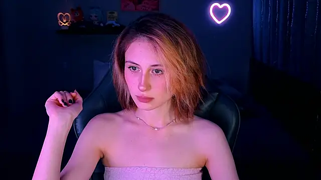 Keti moon online show from June 2026 07:05:01 PM